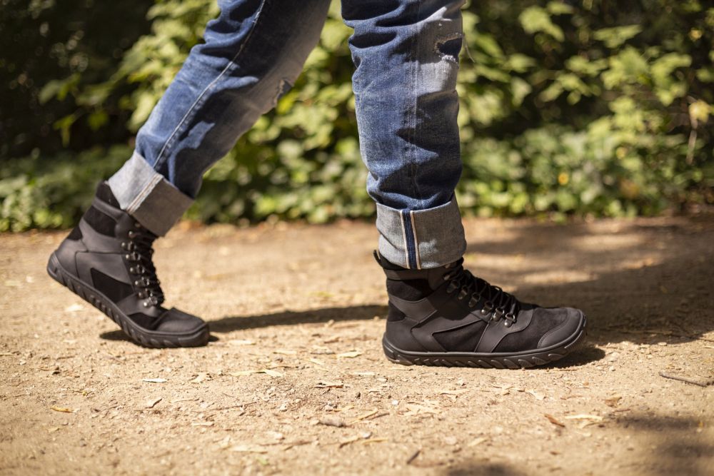 Prieskumník čierny nepremokavý