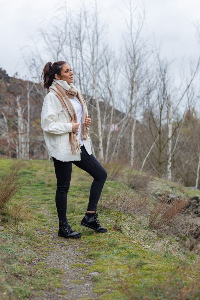 Hiqe čierny nepremokavý