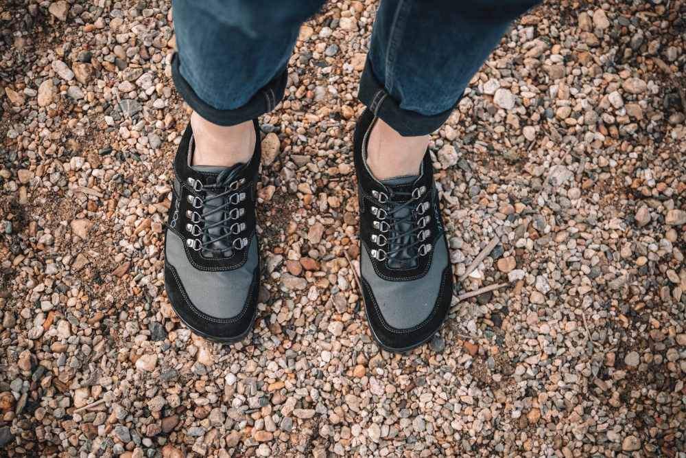 Hiqe nízka čierna nepremokavá