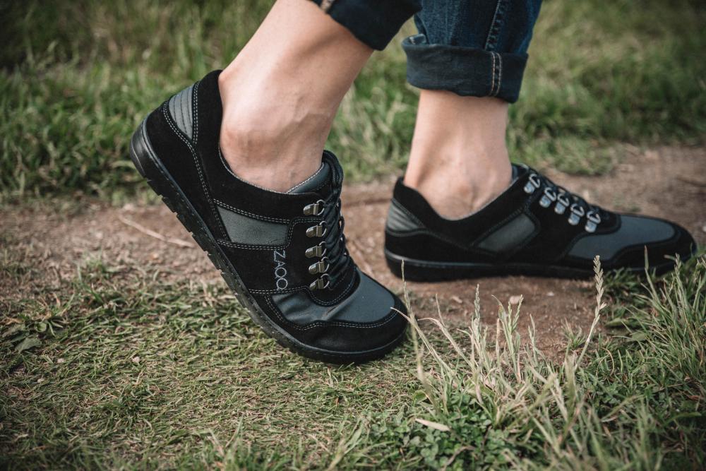 Hiqe nízka čierna nepremokavá