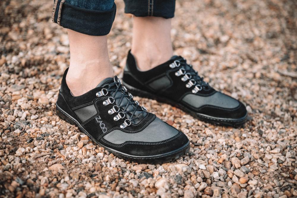 Hiqe nízka čierna nepremokavá