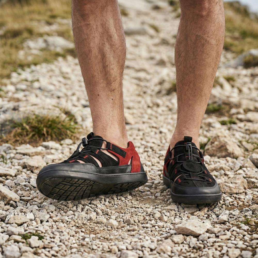 Qerry čierna červená