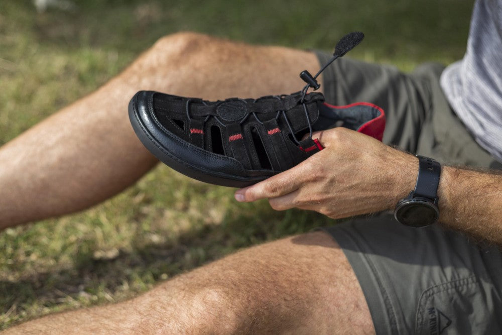 Qerry čierna červená