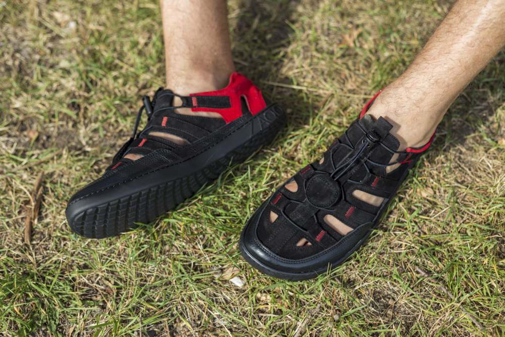 Qerry čierna červená