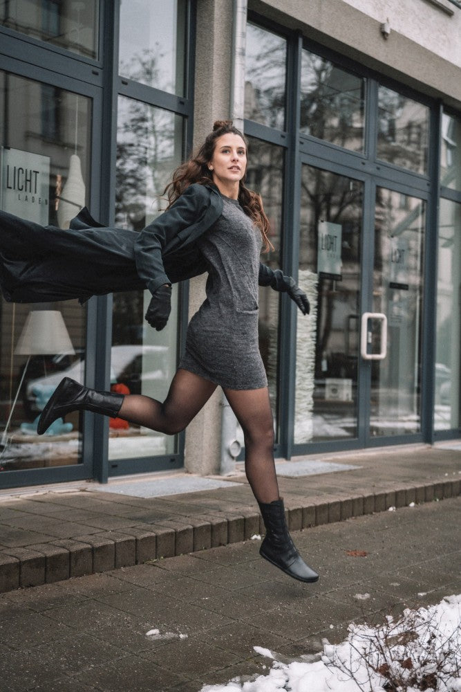 Attraqt Stretch nappa čierny